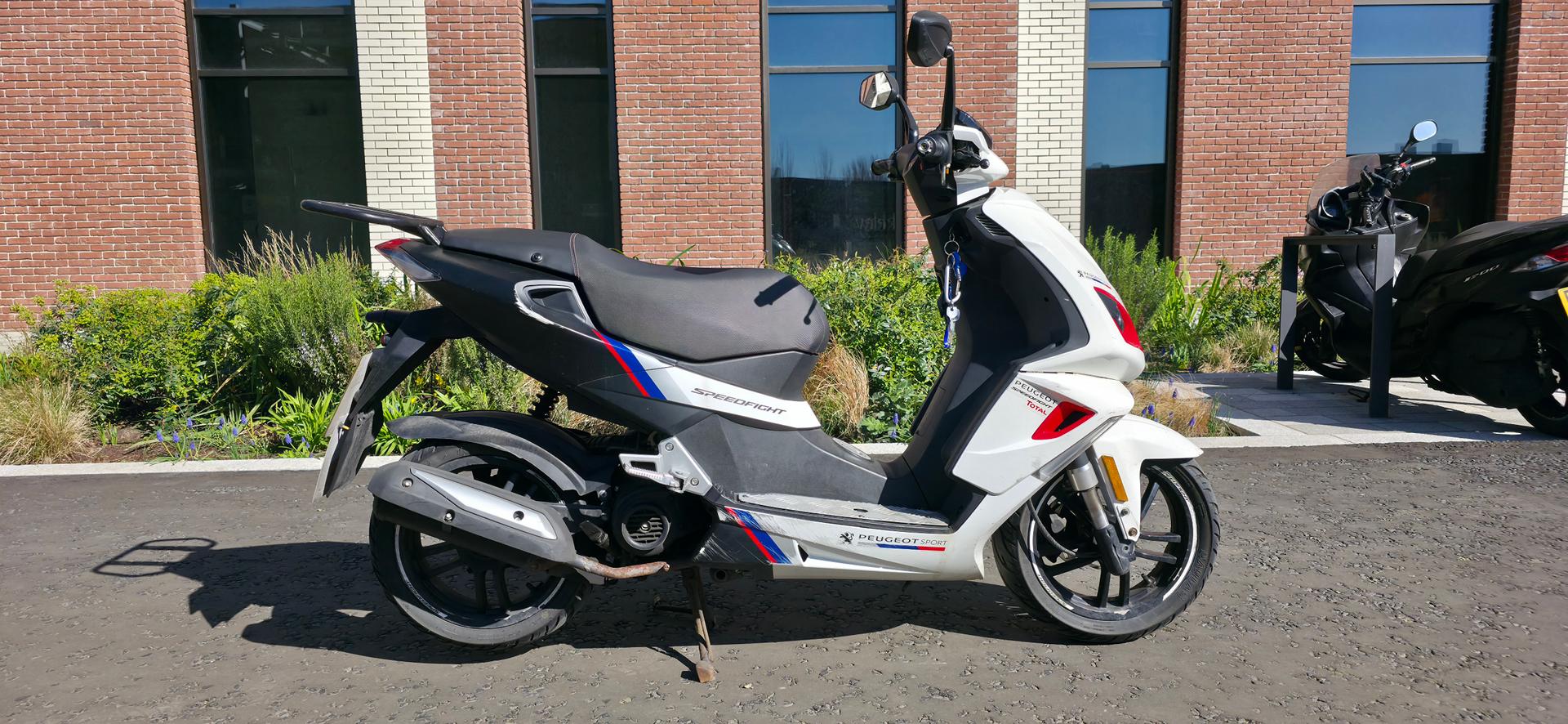 Peugeot Speedfight 4