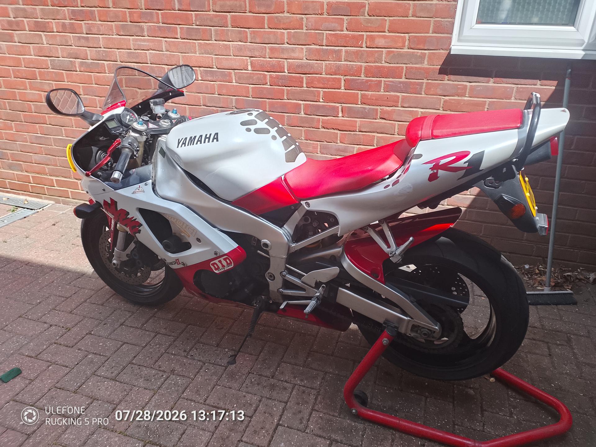 1998 Yamaha YZF R1